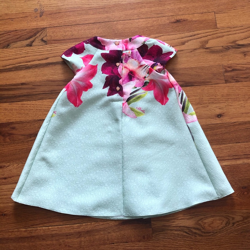 Dress - Picture 2 of 4